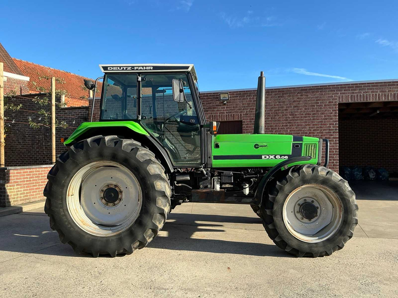 1993 DEUTZ-FAHR DX6.06 ALL-WHEEL DRIVE FARM TRACTOR - Tracteur agricole: photos 5 1993 DEUTZ-FAHR DX6.06 ALL-WHEEL DRIVE FARM TRACTOR - Tracteur agricole: photos 5