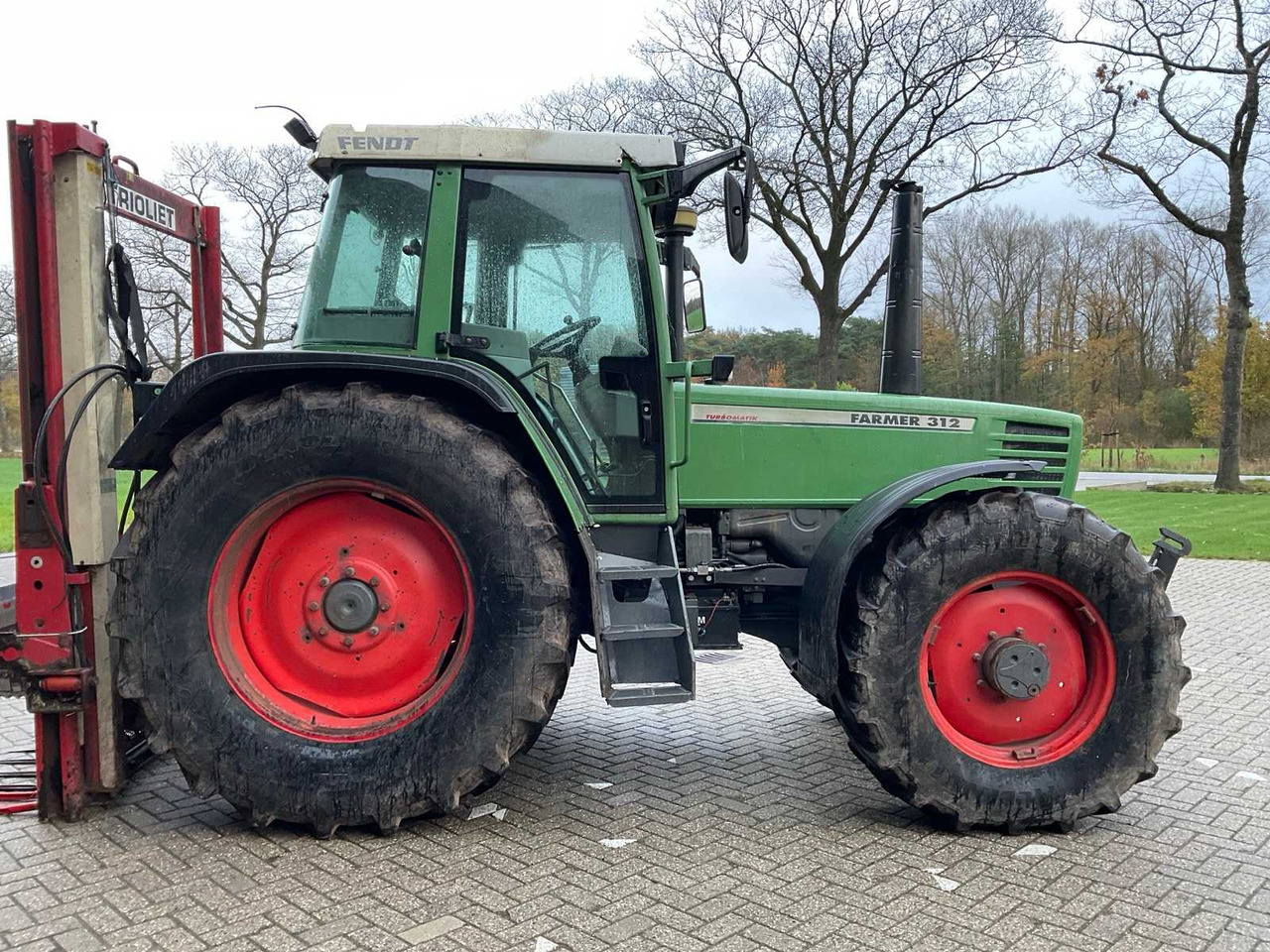 1994 FENDT FARMER 312 TURBOMATIK ALL-WHEEL DRIVE FARM TRACTOR - Tracteur agricole: photos 5 1994 FENDT FARMER 312 TURBOMATIK ALL-WHEEL DRIVE FARM TRACTOR - Tracteur agricole: photos 5