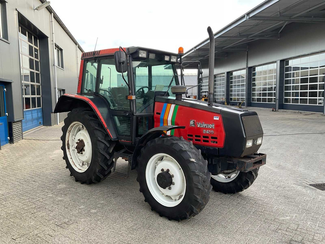 1996 VALMET 6400 HI-TROL ALL-WHEEL DRIVE FARM TRACTOR - Tracteur agricole: photos 4 1996 VALMET 6400 HI-TROL ALL-WHEEL DRIVE FARM TRACTOR - Tracteur agricole: photos 4