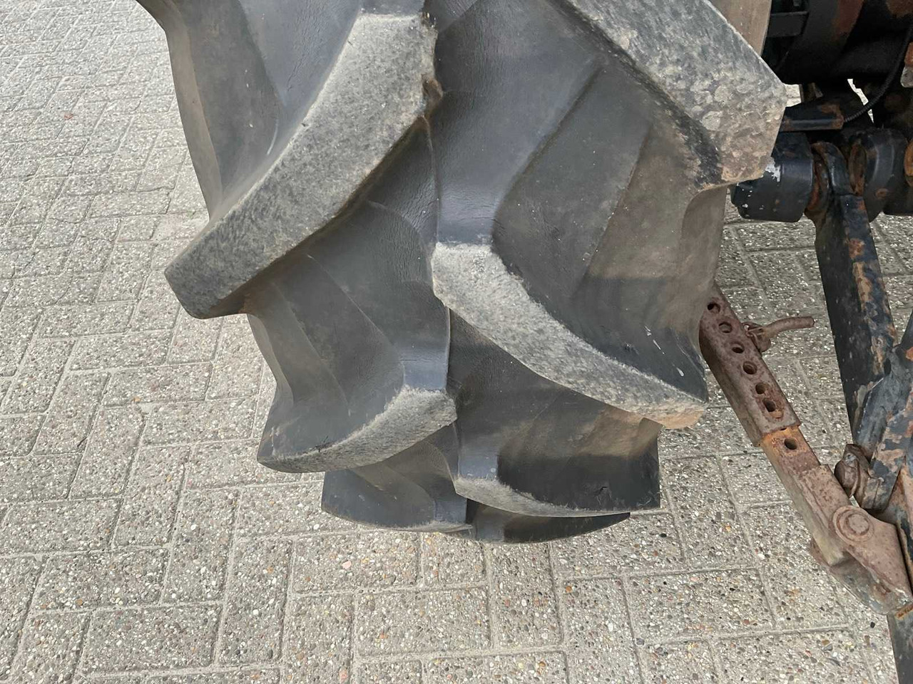 Tracteur agricole 1996 VALMET 6400 HI-TROL ALL-WHEEL DRIVE FARM TRACTOR: photos 12