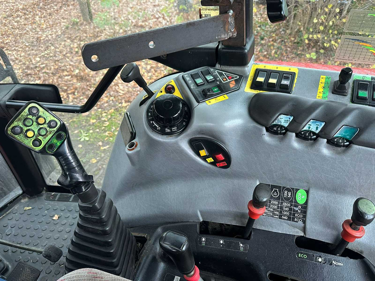 Tracteur agricole 1997 CASE IH CS 150 ALL-WHEEL DRIVE FARM TRACTOR: photos 9 Tracteur agricole 1997 CASE IH CS 150 ALL-WHEEL DRIVE FARM TRACTOR: photos 9