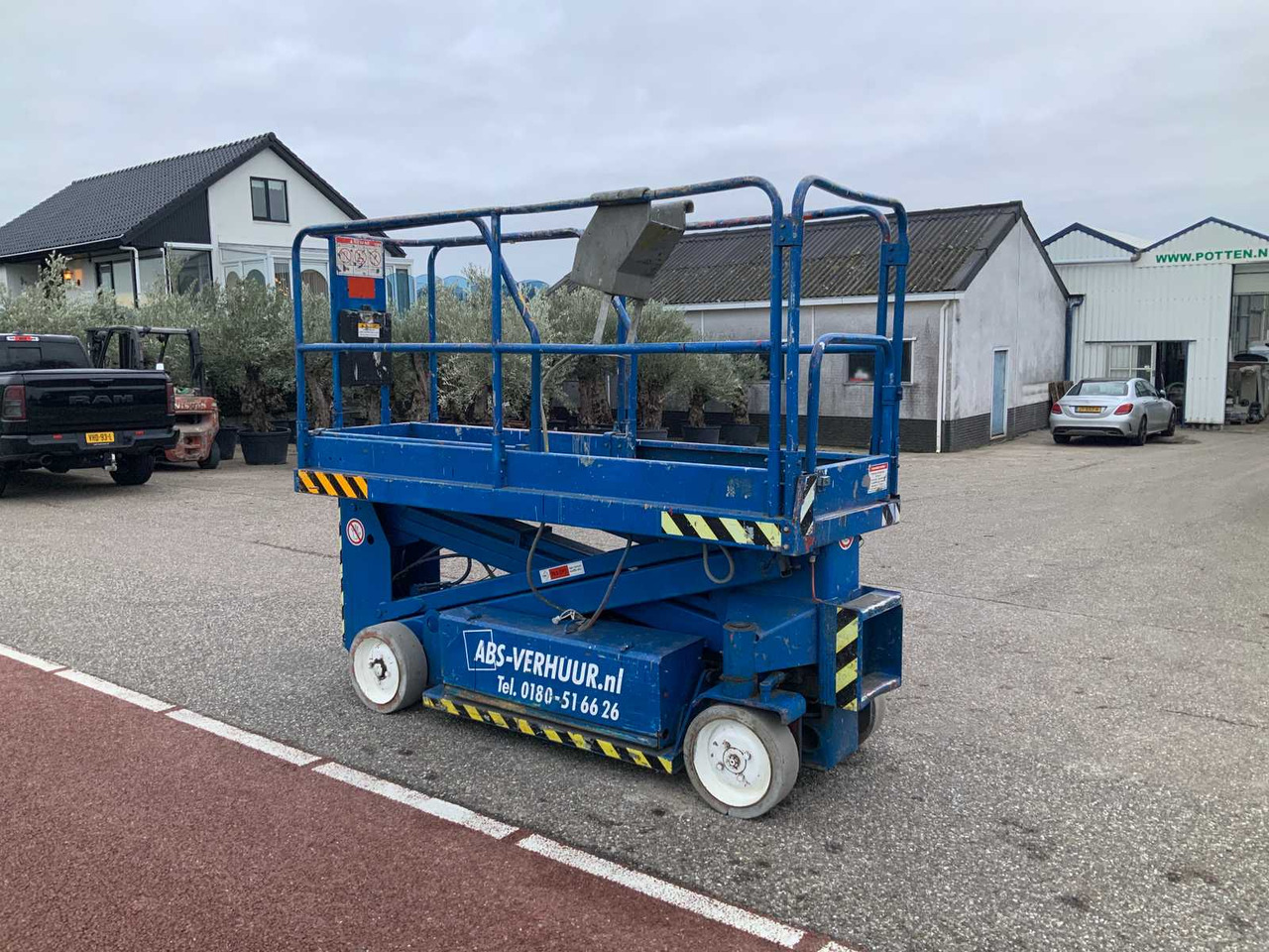 1999 UPRIGHT SL20 AERIAL PLATFORM - Nacelle: photos 5 1999 UPRIGHT SL20 AERIAL PLATFORM - Nacelle: photos 5