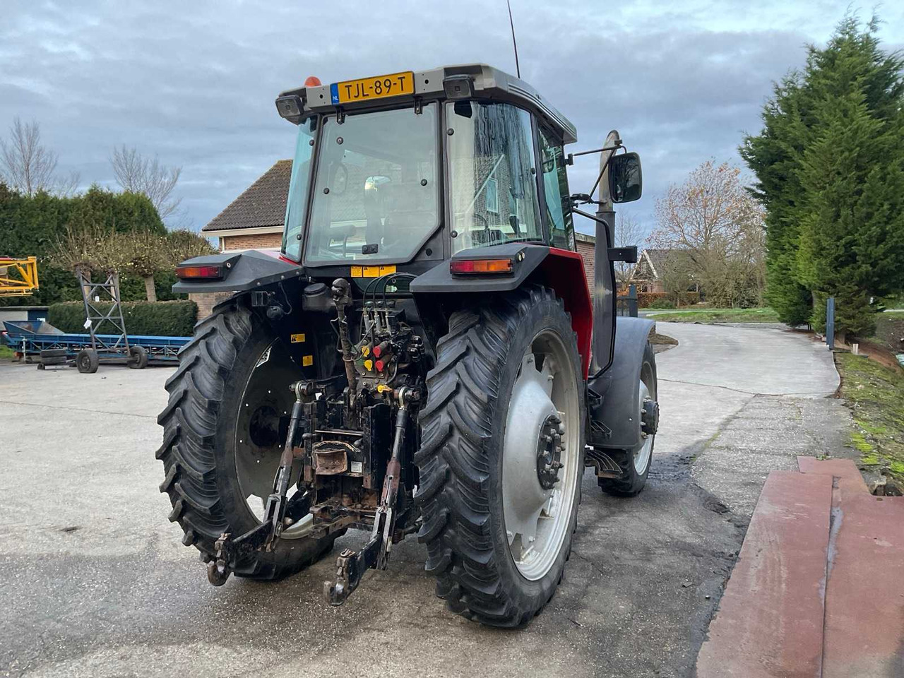 2002 MASSEY FERGUSON 6280 ALL-WHEEL DRIVE FARM TRACTOR - Tracteur agricole: photos 3 2002 MASSEY FERGUSON 6280 ALL-WHEEL DRIVE FARM TRACTOR - Tracteur agricole: photos 3