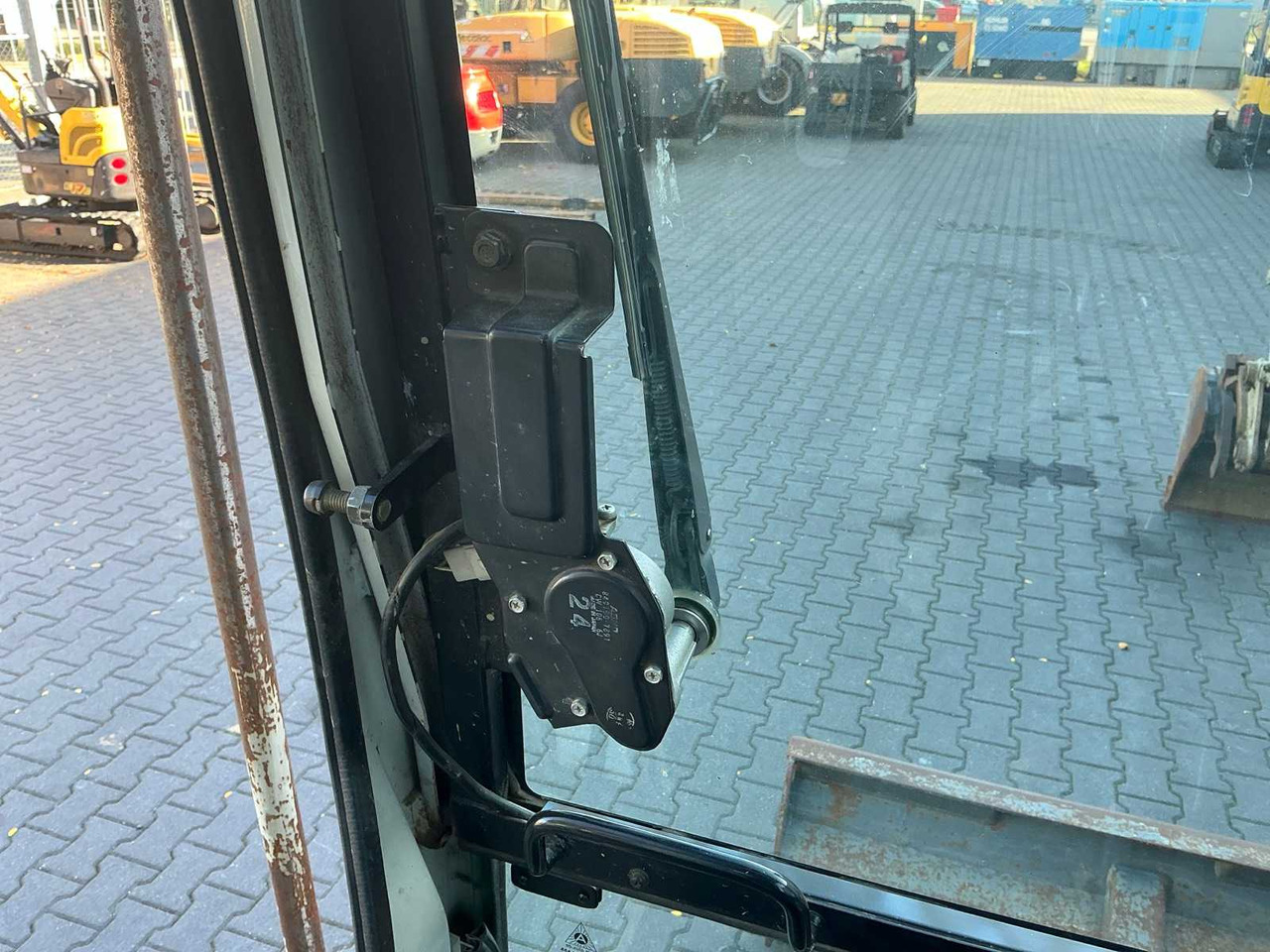 Pelle 2007 TAKEUCHI TB175 MIDI EXCAVATOR: photos 18