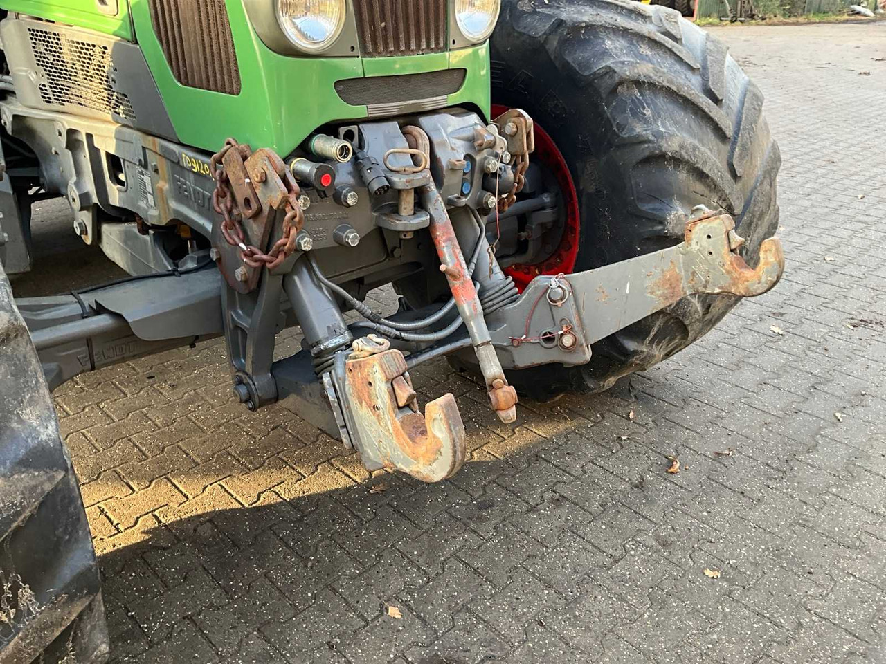 Tracteur agricole 2010 FENDT 716 TMS ALL-WHEEL DRIVE AGRICULTURAL TRACTOR: photos 21 Tracteur agricole 2010 FENDT 716 TMS ALL-WHEEL DRIVE AGRICULTURAL TRACTOR: photos 21