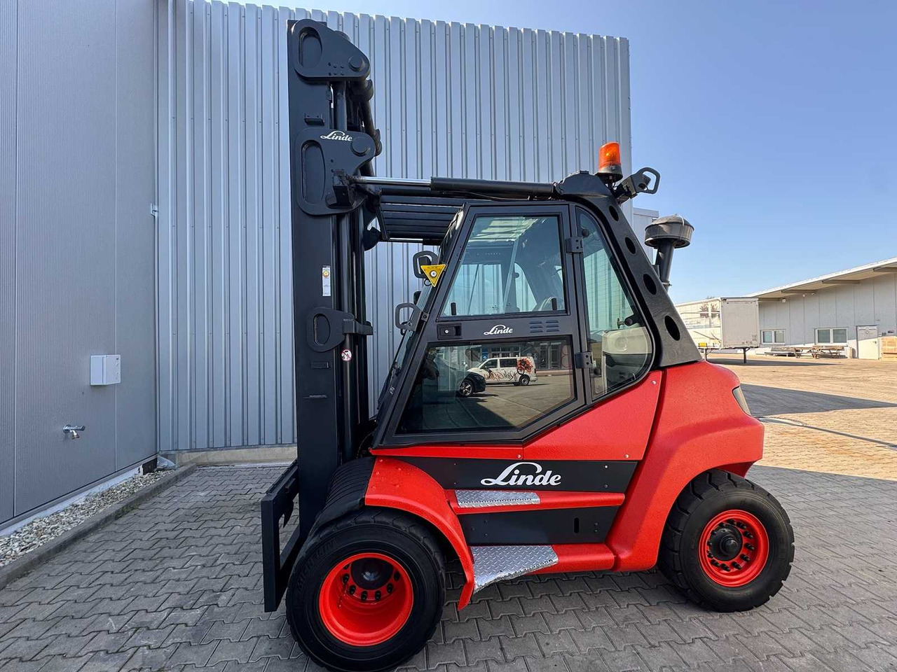 2012 UVV 08/2026 LINDE H60D 6,000KG 3RD + 4TH VALVE DIESEL FORKLIFT 13,507 HOURS - Chariot élévateur: photos 1 2012 UVV 08/2026 LINDE H60D 6,000KG 3RD + 4TH VALVE DIESEL FORKLIFT 13,507 HOURS - Chariot élévateur: photos 1