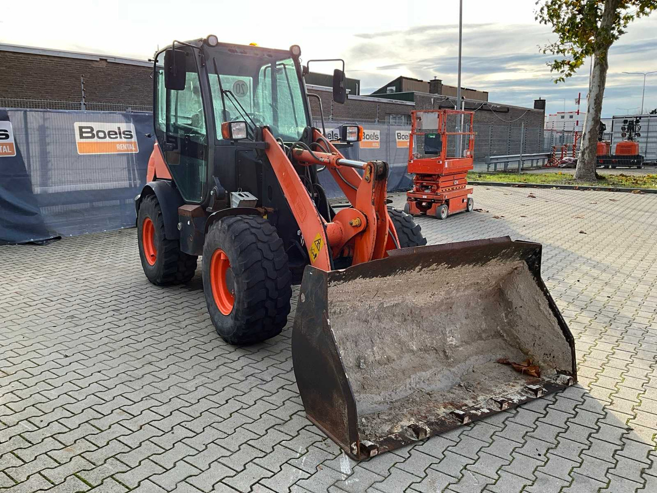 2015 KOMATSU WA-70-7 ARTICULATED WHEEL LOADER 4X4 - Chargeuse sur pneus: photos 4 2015 KOMATSU WA-70-7 ARTICULATED WHEEL LOADER 4X4 - Chargeuse sur pneus: photos 4