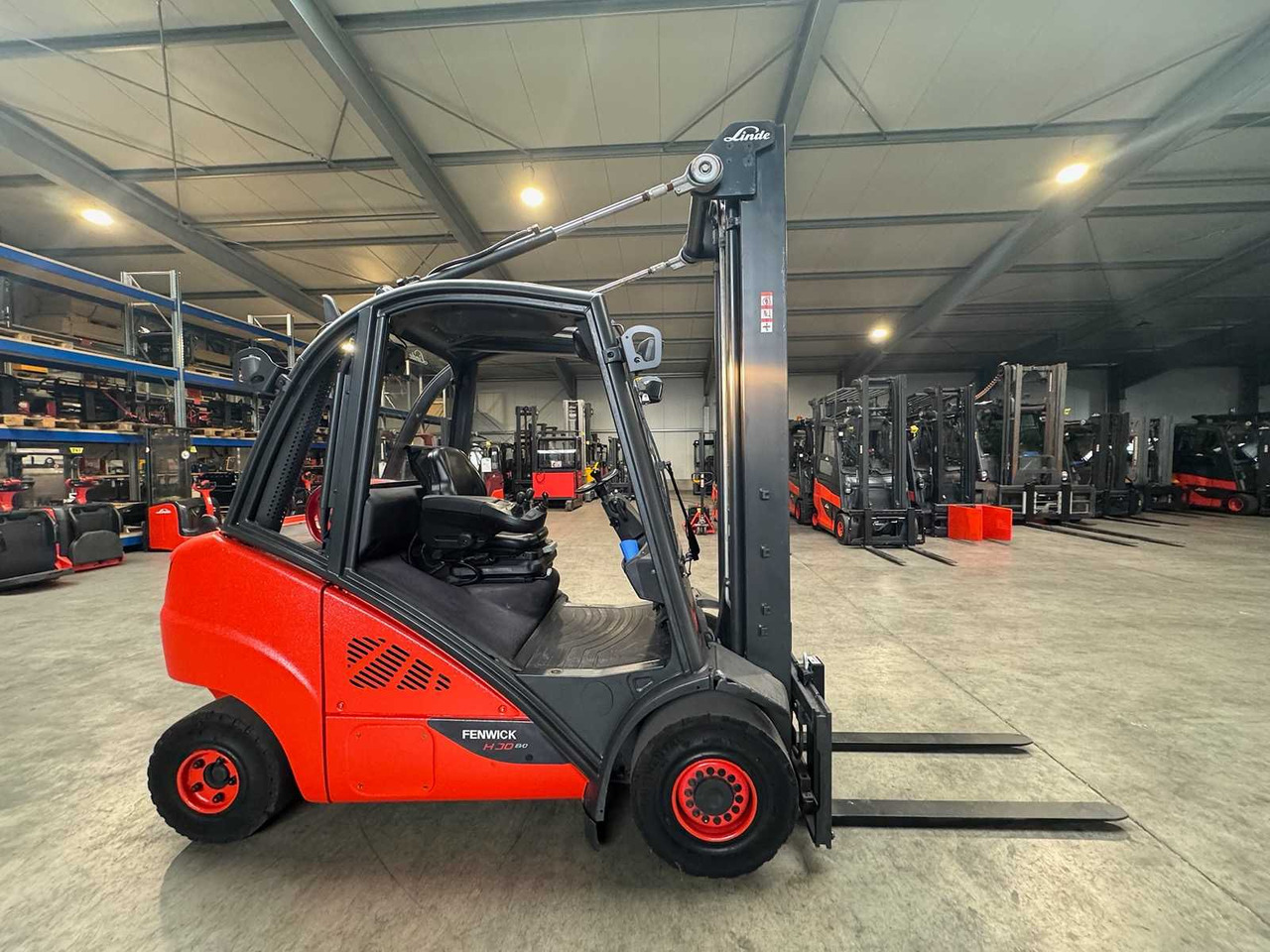 2015 SERVICE + UVV 09/2026 LINDE H30T 3,000KG TRIPLEX 645CM GAS FORKLIFT FORKLIFT 4,066 HOURS - Chariot élévateur: photos 5 2015 SERVICE + UVV 09/2026 LINDE H30T 3,000KG TRIPLEX 645CM GAS FORKLIFT FORKLIFT 4,066 HOURS - Chariot élévateur: photos 5
