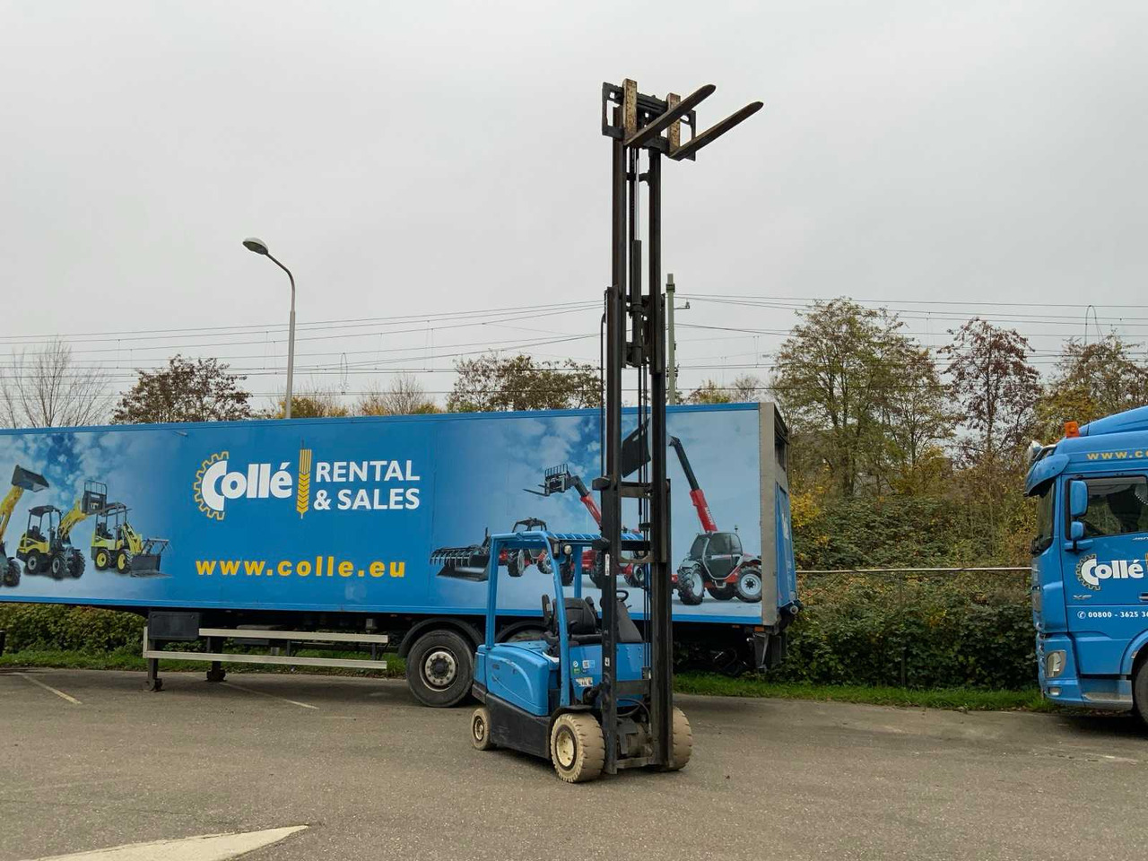 2015 YALE ERP35VL FORKLIFT - Chariot élévateur: photos 1 2015 YALE ERP35VL FORKLIFT - Chariot élévateur: photos 1