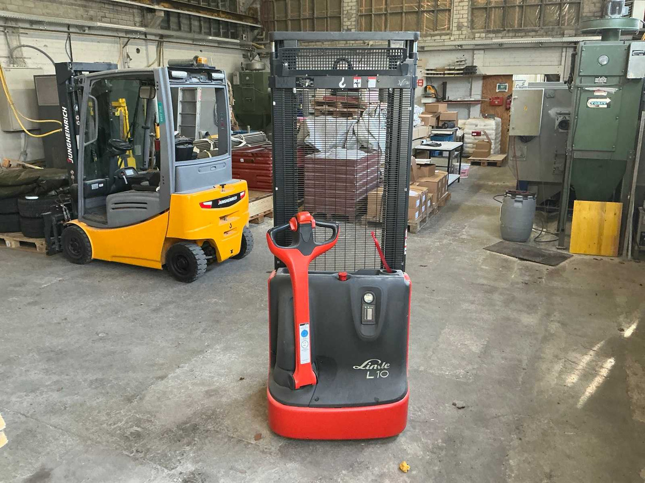 2016 LINDE L10 PEDESTRIAN STACKER - Chariot élévateur: photos 2 2016 LINDE L10 PEDESTRIAN STACKER - Chariot élévateur: photos 2