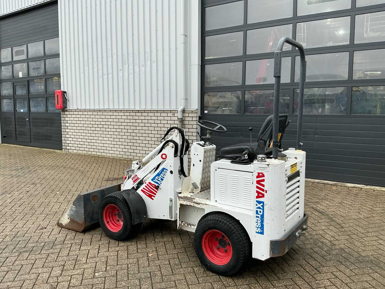 2017 100 KNIKMOPS - Chargeuse sur pneus: photos 3 2017 100 KNIKMOPS - Chargeuse sur pneus: photos 3