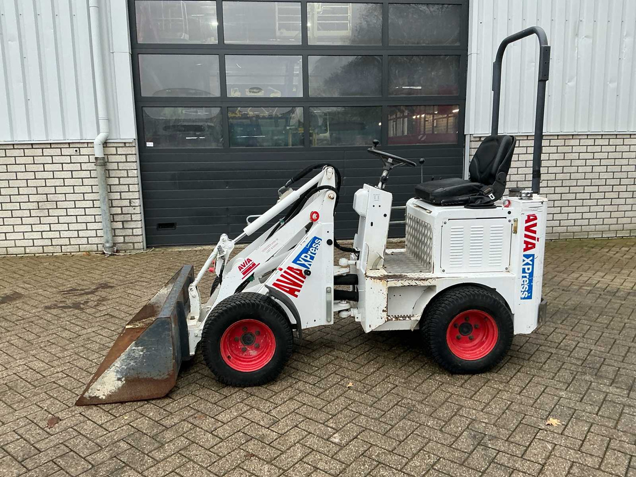 2017 100 KNIKMOPS - Chargeuse sur pneus: photos 2 2017 100 KNIKMOPS - Chargeuse sur pneus: photos 2