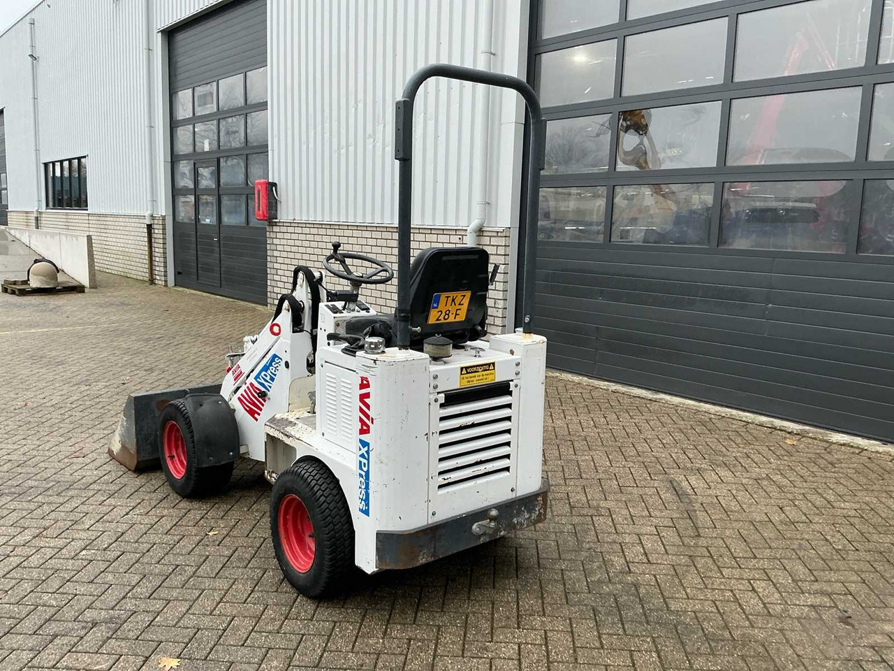 2017 100 KNIKMOPS - Chargeuse sur pneus: photos 4 2017 100 KNIKMOPS - Chargeuse sur pneus: photos 4