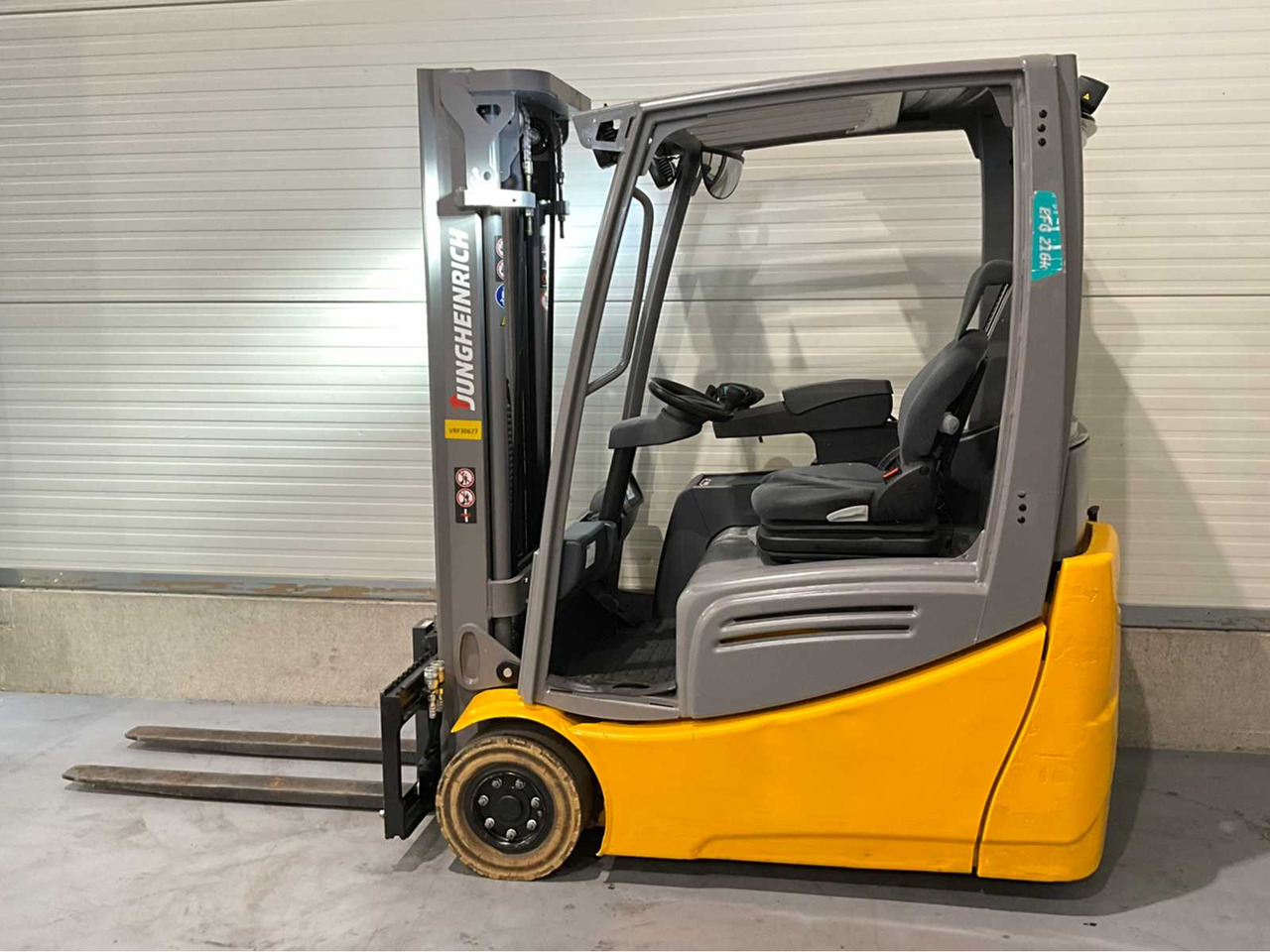 2017 JUNGHEINRICH EFG 216K FORKLIFT - Chariot élévateur: photos 3 2017 JUNGHEINRICH EFG 216K FORKLIFT - Chariot élévateur: photos 3