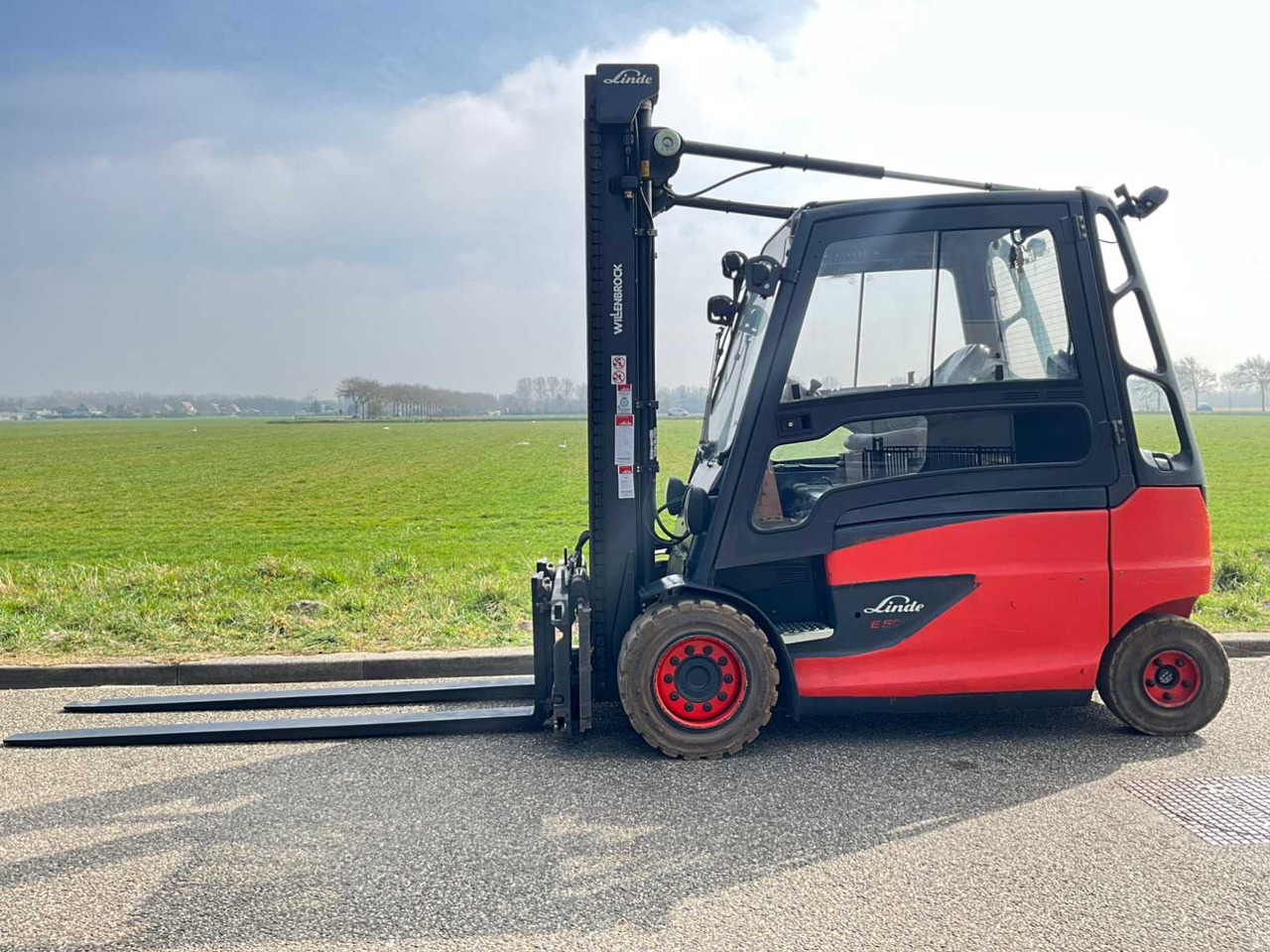 2017 LINDE E50HL 5000KG FORKLIFT TRUCK PACKED WITH OPTIONS - Chariot élévateur: photos 2 2017 LINDE E50HL 5000KG FORKLIFT TRUCK PACKED WITH OPTIONS - Chariot élévateur: photos 2