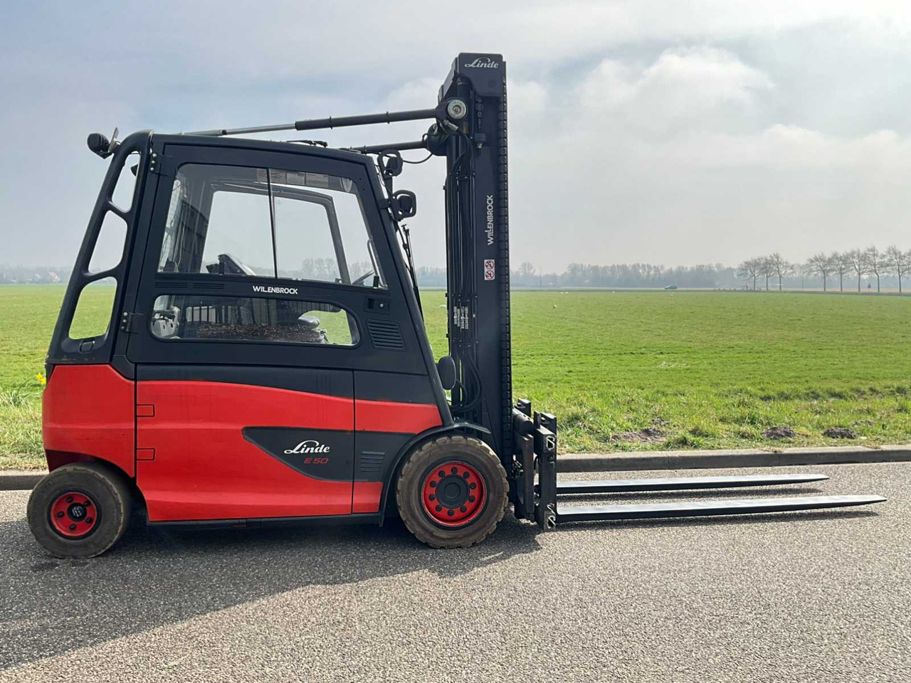 2017 LINDE E50HL 5000KG FORKLIFT TRUCK PACKED WITH OPTIONS - Chariot élévateur: photos 4 2017 LINDE E50HL 5000KG FORKLIFT TRUCK PACKED WITH OPTIONS - Chariot élévateur: photos 4