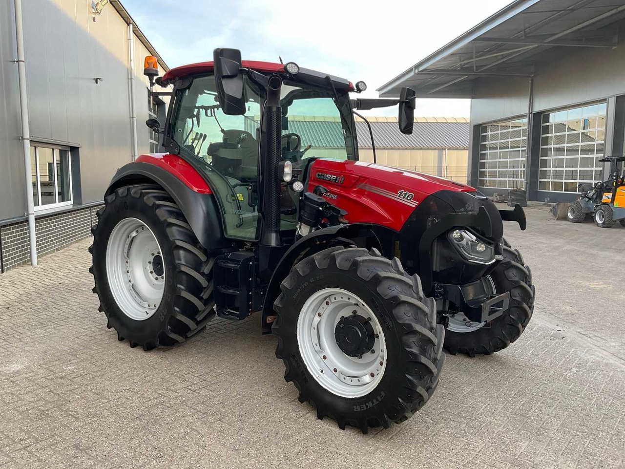 2021 CASE IH VESTRUM 110 CVXDRIVE ALL-WHEEL DRIVE FARM TRACTOR - Tracteur agricole: photos 4 2021 CASE IH VESTRUM 110 CVXDRIVE ALL-WHEEL DRIVE FARM TRACTOR - Tracteur agricole: photos 4