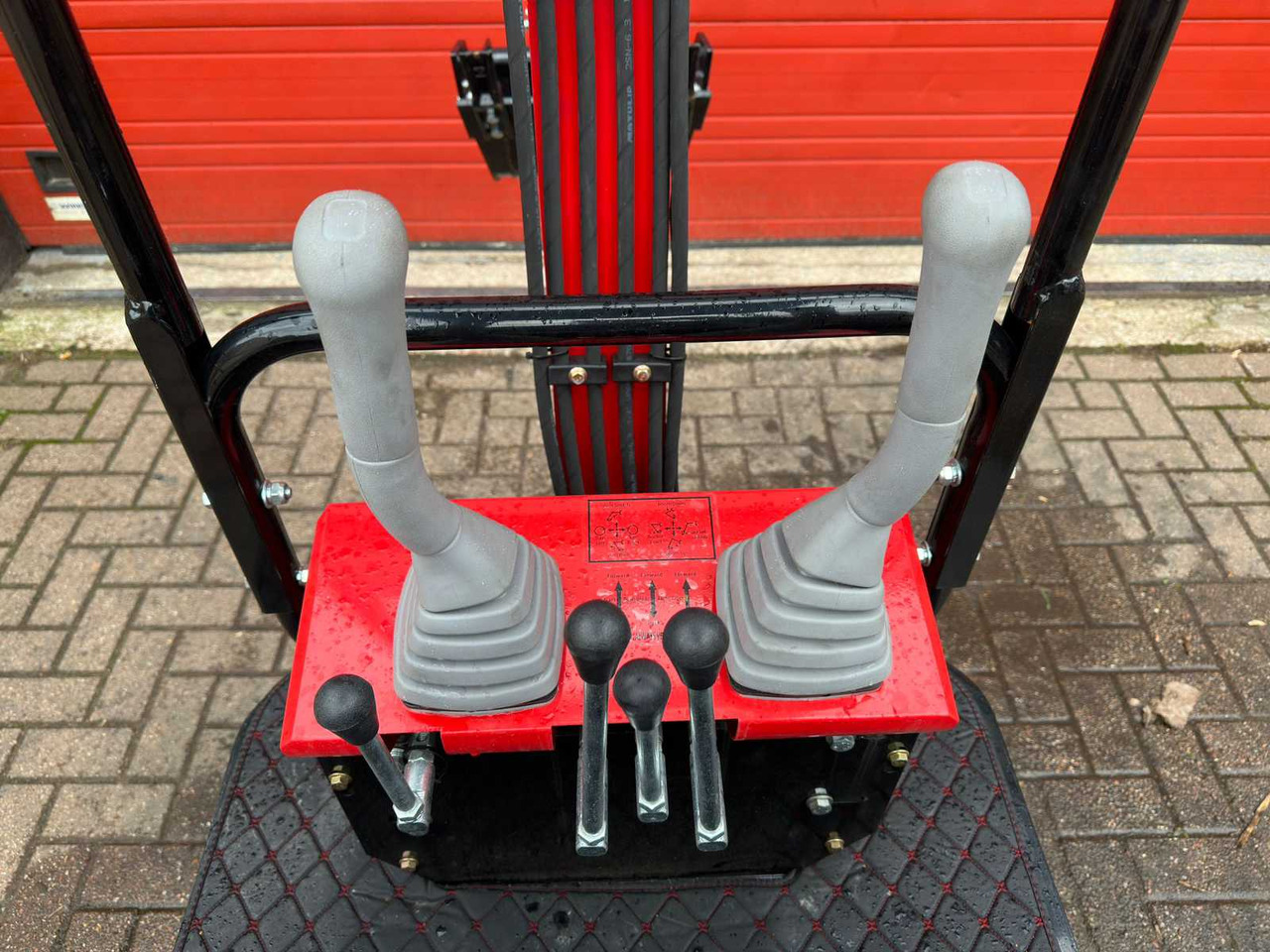 2024 JPC HT12 RED MINI EXCAVATOR - Mini pelle: photos 5 2024 JPC HT12 RED MINI EXCAVATOR - Mini pelle: photos 5