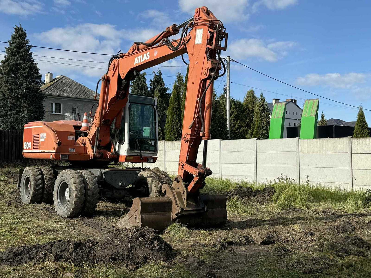 ATLAS 1304 WHEELED EXCAVATOR - Pelle sur pneus: photos 2 ATLAS 1304 WHEELED EXCAVATOR - Pelle sur pneus: photos 2