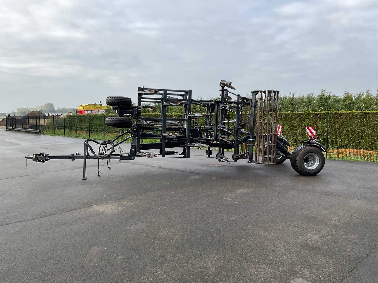 Agro Tom AP SPH - Cover crop: photos 3 Agro Tom AP SPH - Cover crop: photos 3