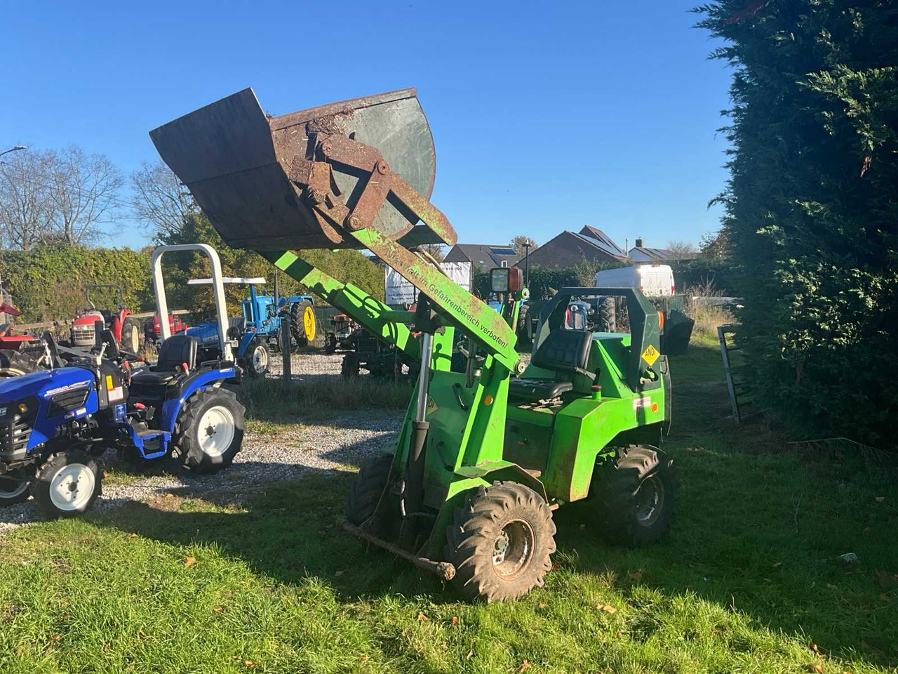 Andi - Bulldozer: photos 1 Andi - Bulldozer: photos 1