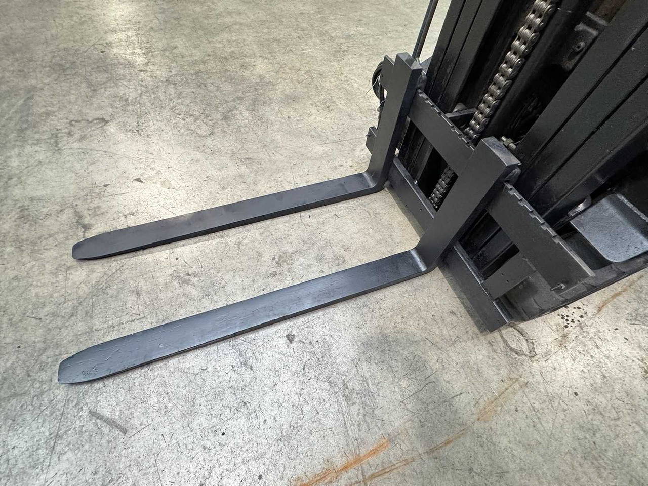 BATTERY 2012 STEINBOCK BOSS KE16 TRIPLEX 435CM 3.+4. - Chariot élévateur: photos 5 BATTERY 2012 STEINBOCK BOSS KE16 TRIPLEX 435CM 3.+4. - Chariot élévateur: photos 5