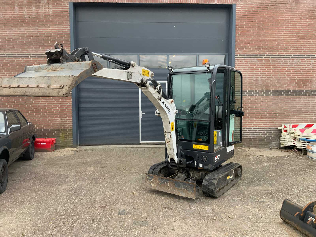 Bobcat E17 - Mini pelle: photos 2 Bobcat E17 - Mini pelle: photos 2