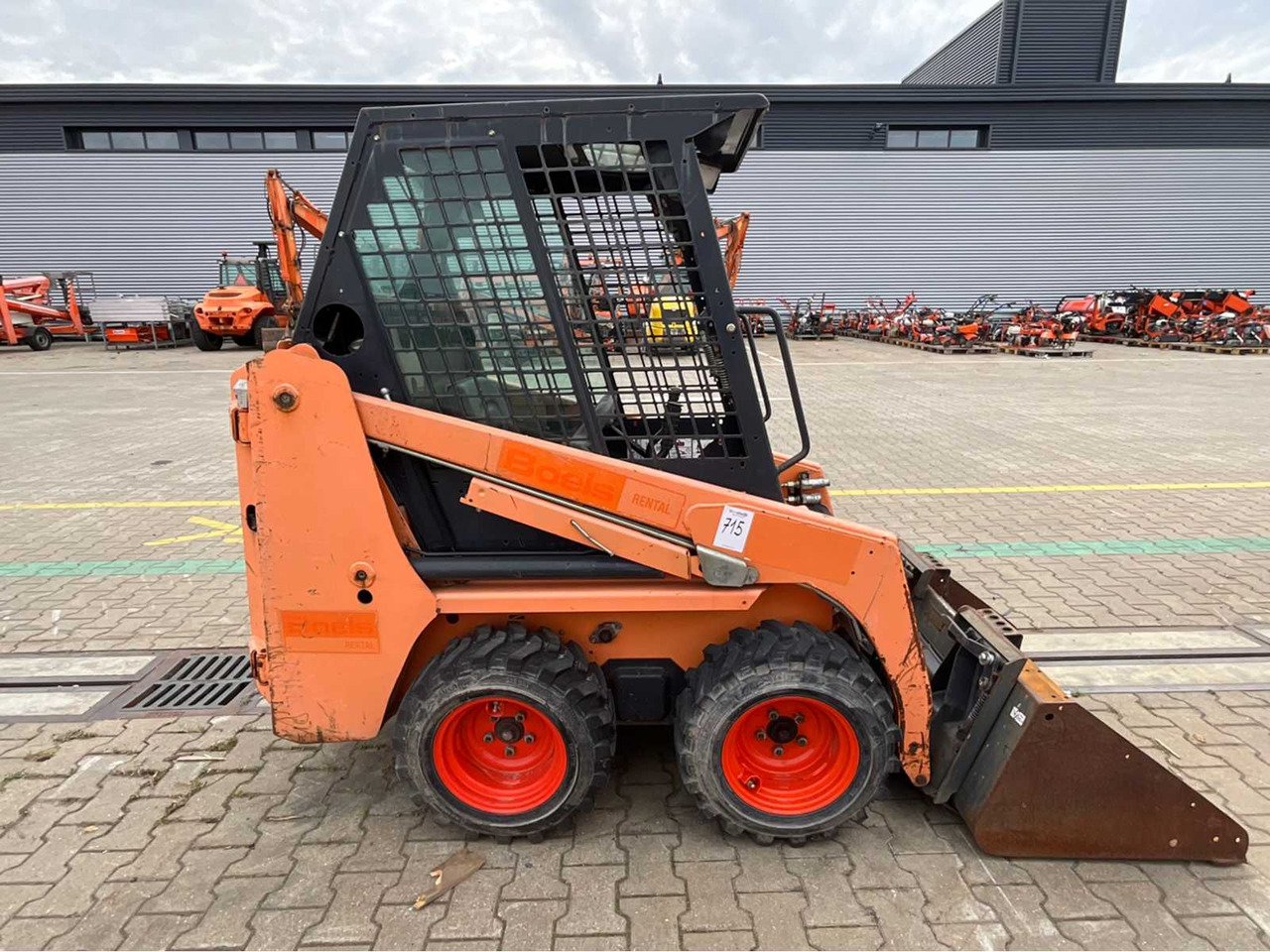 Bobcat S70 - Chargeuse sur pneus: photos 4 Bobcat S70 - Chargeuse sur pneus: photos 4
