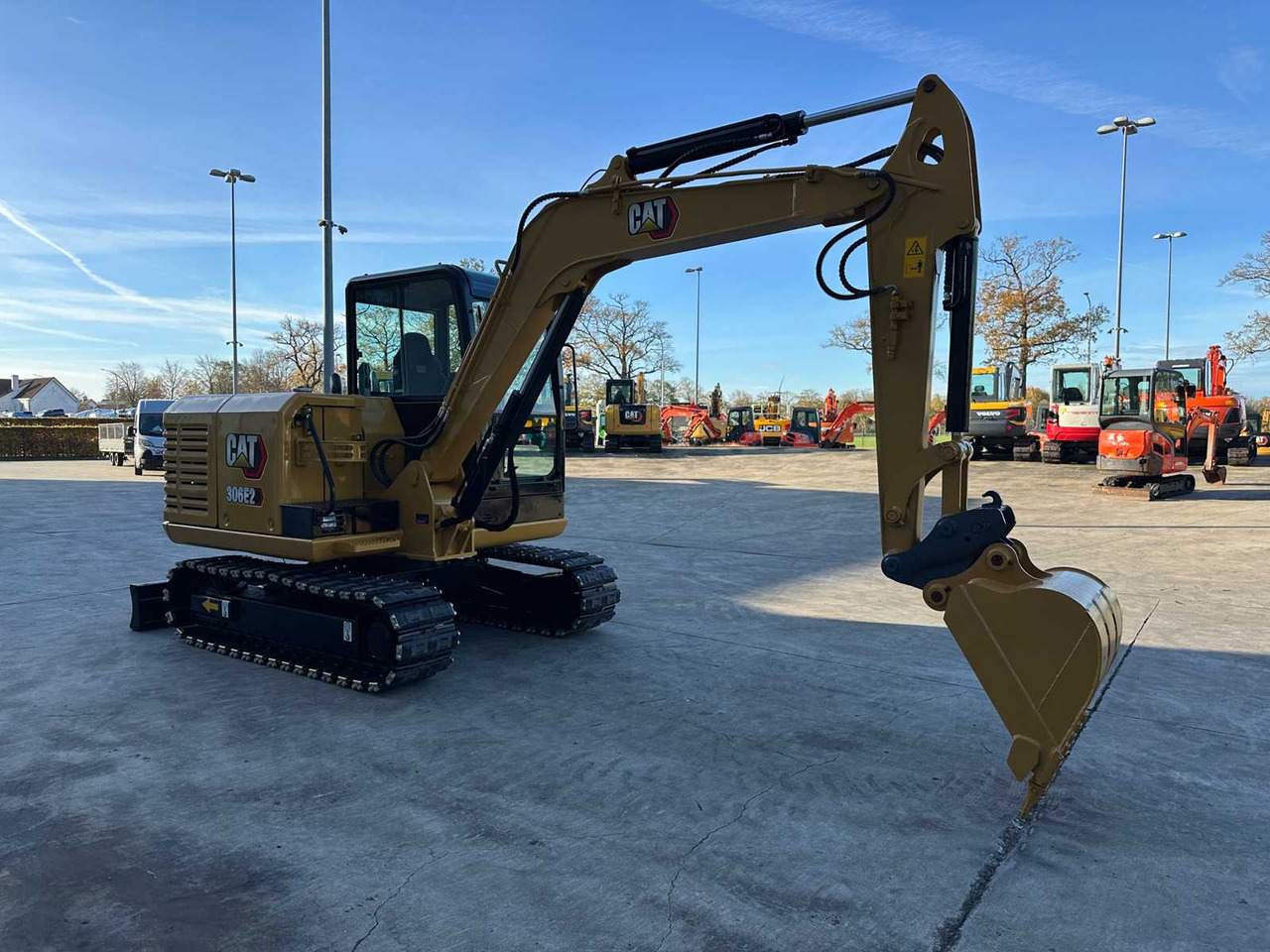 CATERPILLAR - 2016 - 306 - MIDI EXCAVATOR - Pelle: photos 3 CATERPILLAR - 2016 - 306 - MIDI EXCAVATOR - Pelle: photos 3