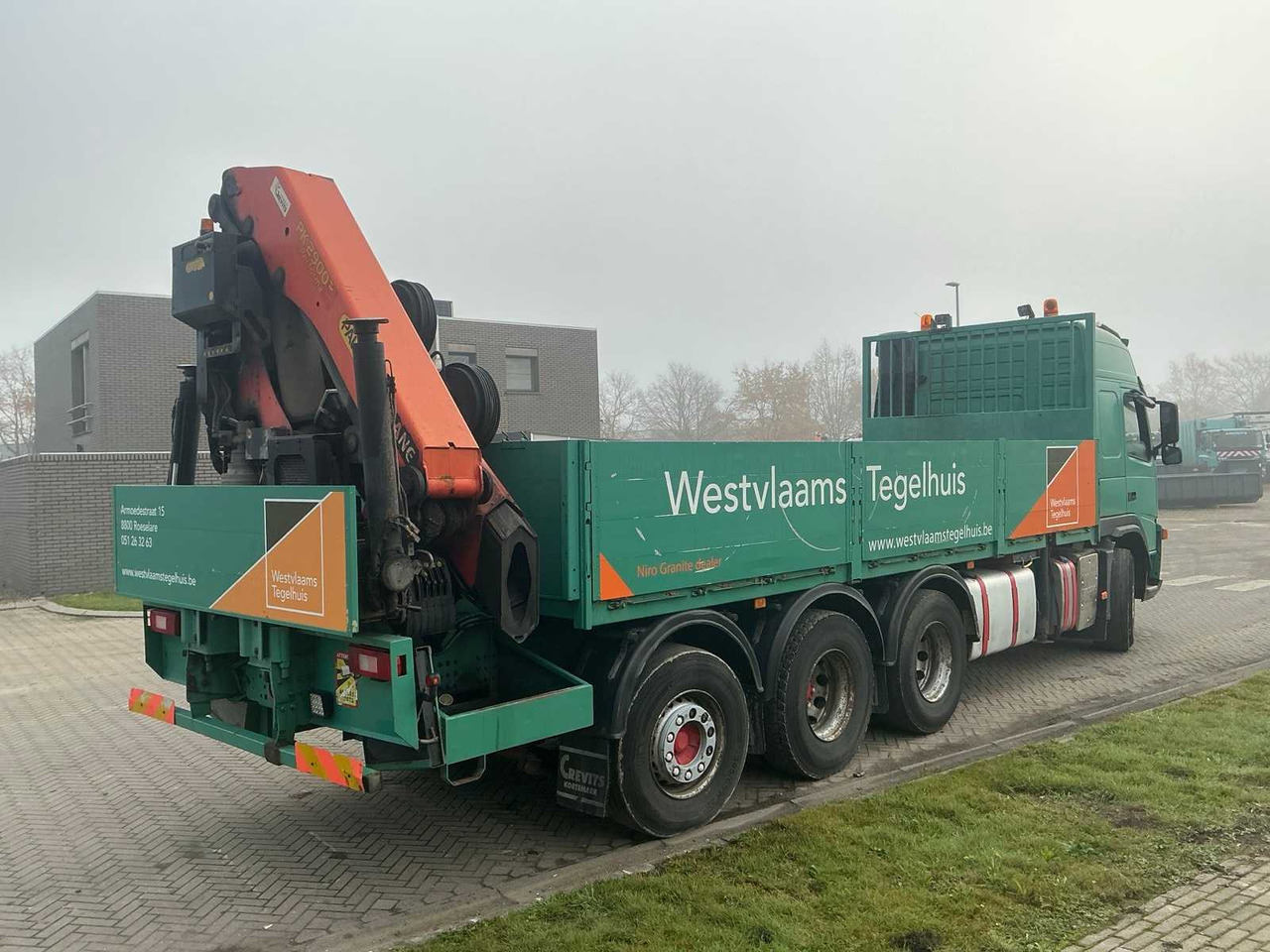 2008 VOLVO FM 440 TRUCK WITH LOADING CRANE - Camion: photos 5 2008 VOLVO FM 440 TRUCK WITH LOADING CRANE - Camion: photos 5