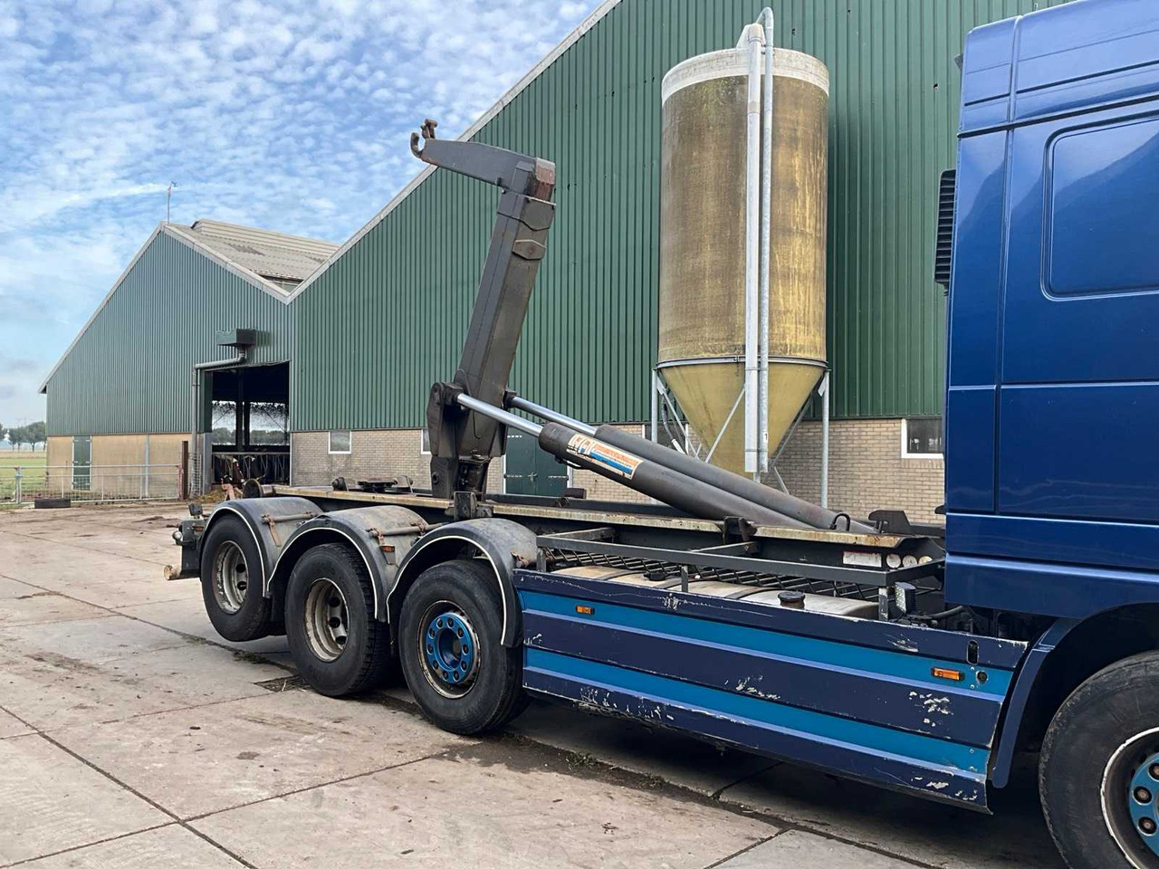 Camion 2012 DAF XF 105 460 TRUCK WITH VDL HOOKLIFT SYSTEM: photos 7 Camion 2012 DAF XF 105 460 TRUCK WITH VDL HOOKLIFT SYSTEM: photos 7