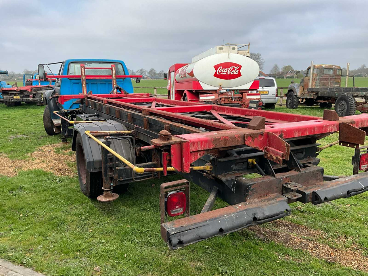 FORD - - F700 - TRUCK - Camion: photos 3 FORD - - F700 - TRUCK - Camion: photos 3