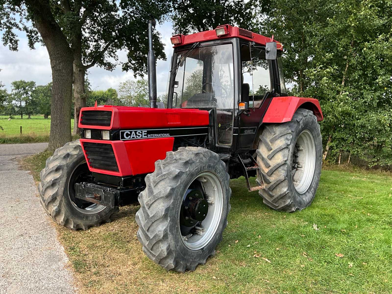 Case IH 1056XL - Tracteur agricole: photos 2 Case IH 1056XL - Tracteur agricole: photos 2