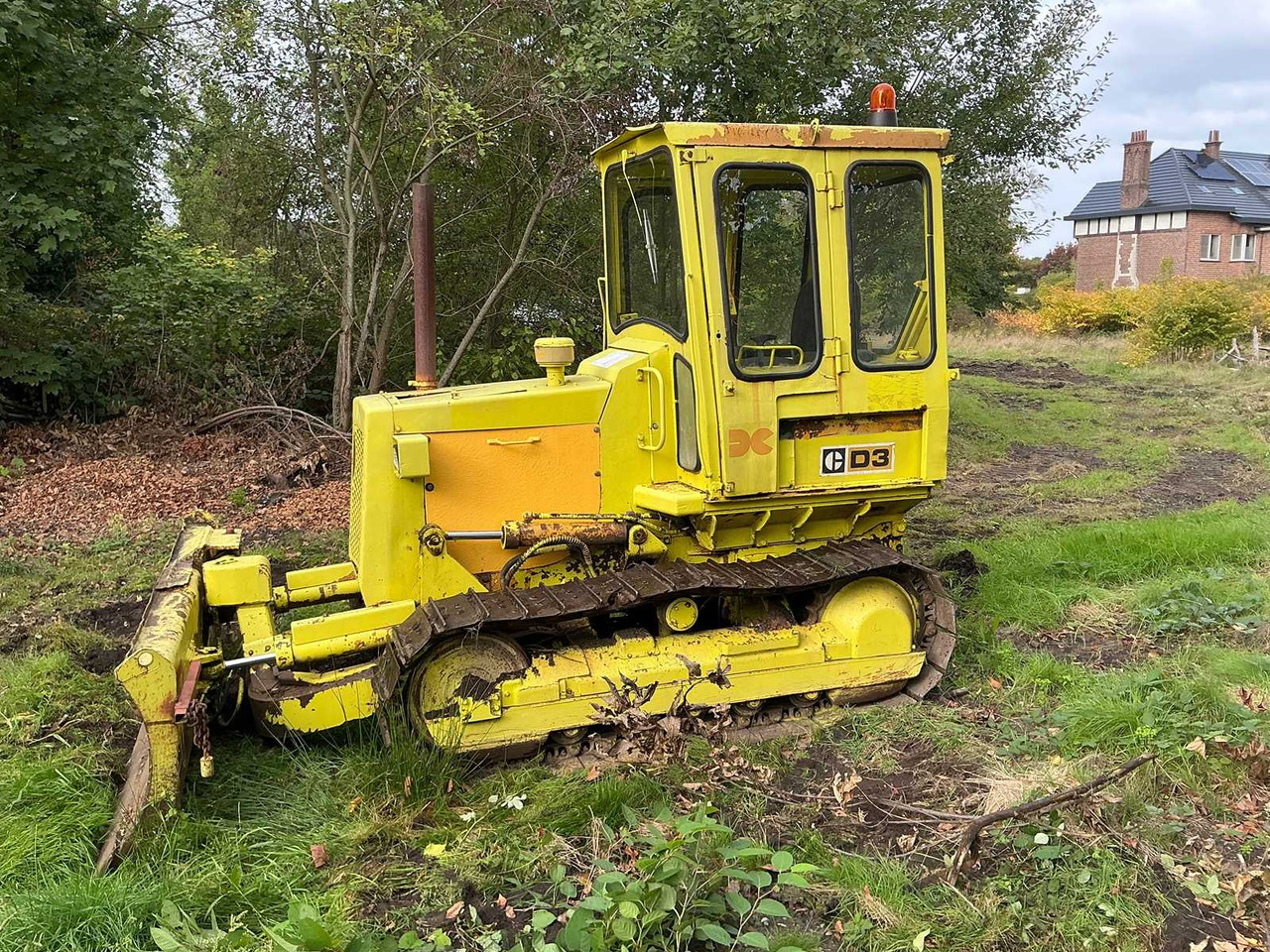 Caterpilar D3 - Bulldozer: photos 2 Caterpilar D3 - Bulldozer: photos 2