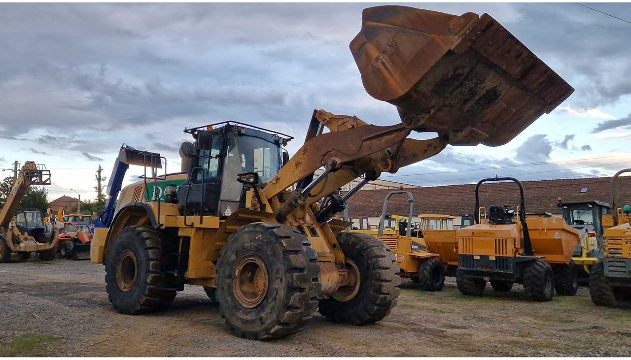 Caterpillar 972K - Chargeuse sur pneus: photos 4 Caterpillar 972K - Chargeuse sur pneus: photos 4