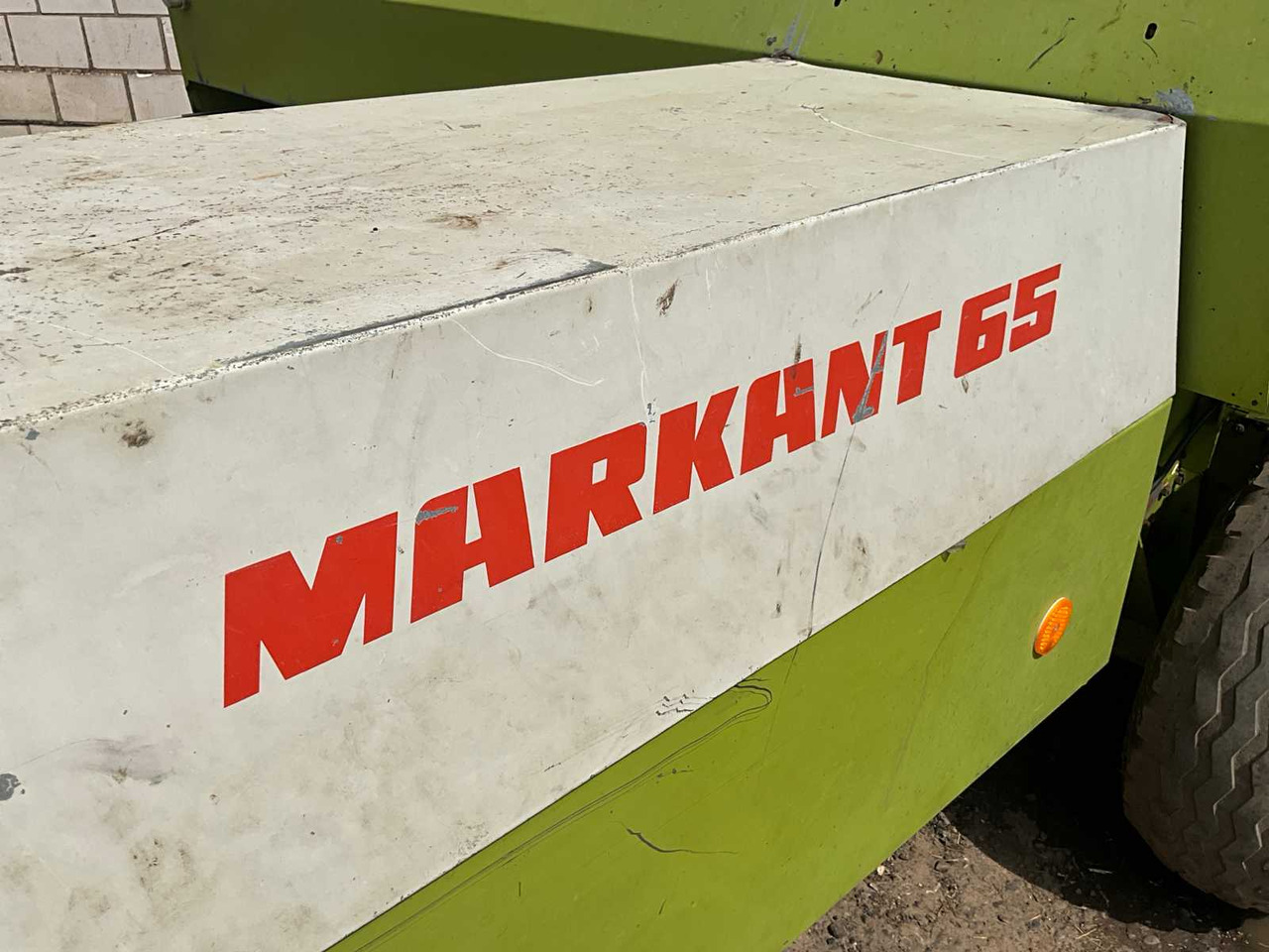 Claas Markant 65 - Presse à balles cubiques: photos 5 Claas Markant 65 - Presse à balles cubiques: photos 5