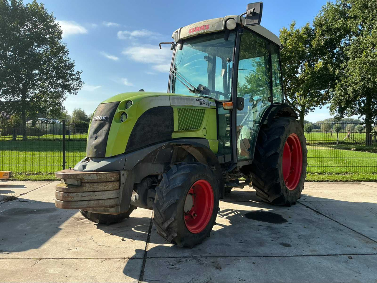 Claas Nectis237VE - Tracteur agricole: photos 1 Claas Nectis237VE - Tracteur agricole: photos 1