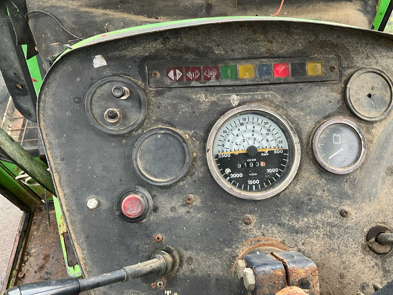 Tracteur agricole Deutz D6807A: photos 26