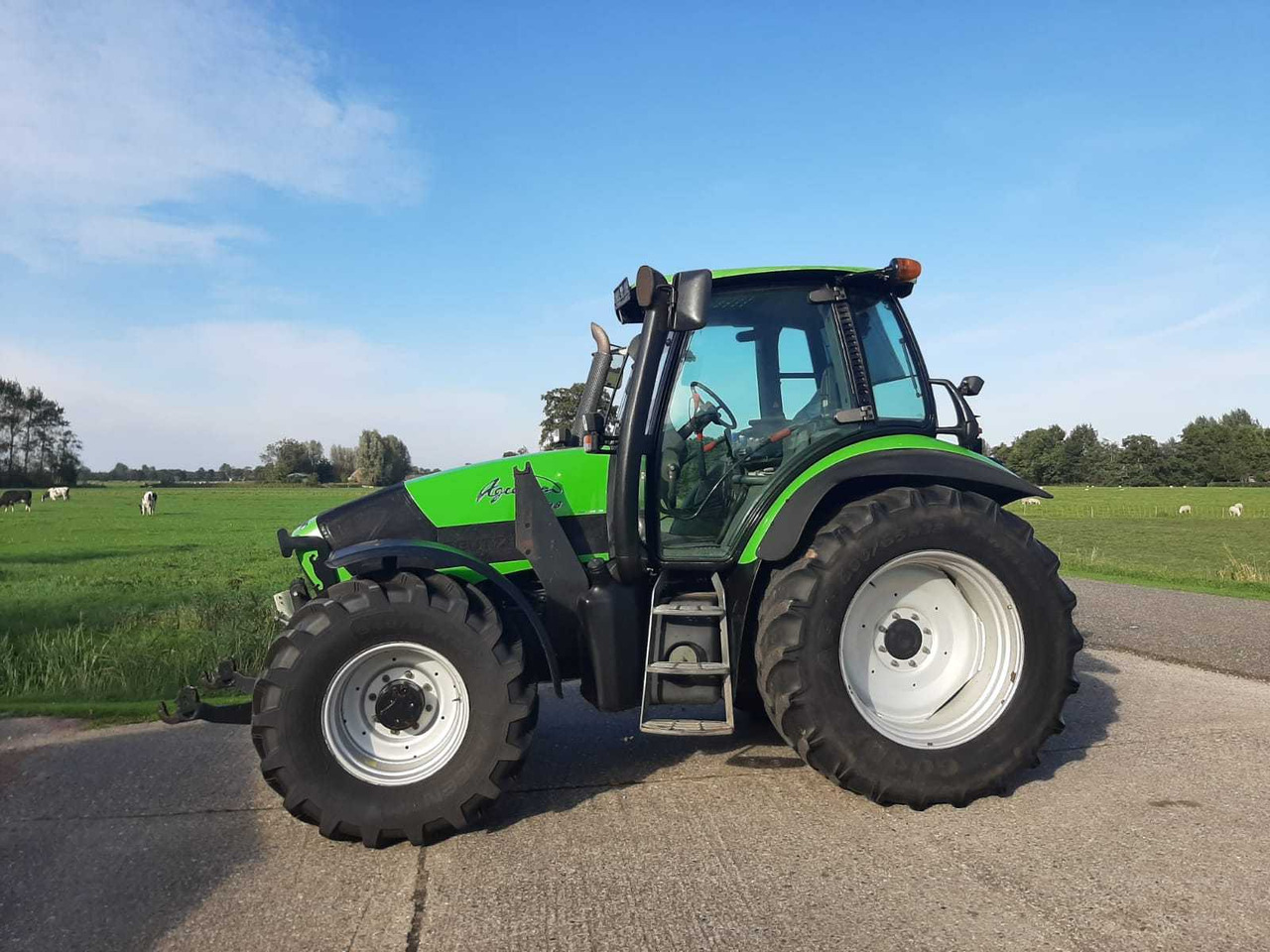 Deutz-Fahr Agrotron 108 - Tracteur agricole: photos 1 Deutz-Fahr Agrotron 108 - Tracteur agricole: photos 1