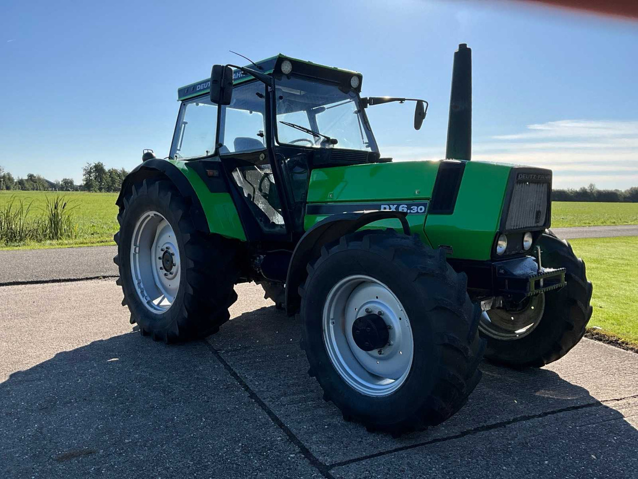 Deutz-fahr DX 6.30 - Tracteur agricole: photos 4 Deutz-fahr DX 6.30 - Tracteur agricole: photos 4