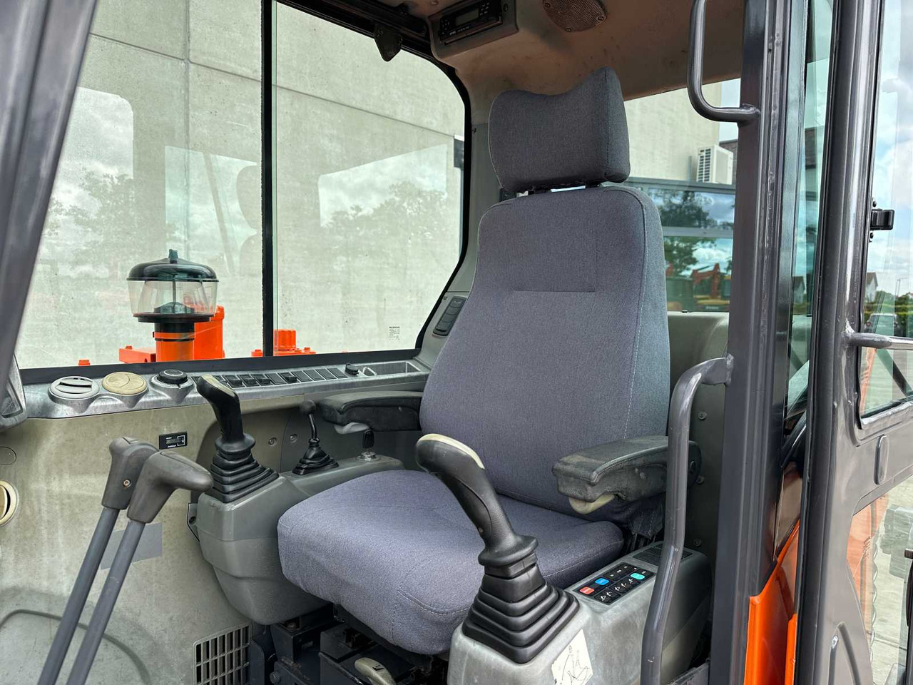 Pelle sur chenille Doosan DX55-9C: photos 36