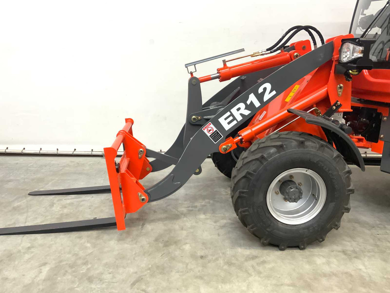 EVERUN - 2025 - ER12 - WHEEL LOADER - Chargeuse sur pneus: photos 4 EVERUN - 2025 - ER12 - WHEEL LOADER - Chargeuse sur pneus: photos 4