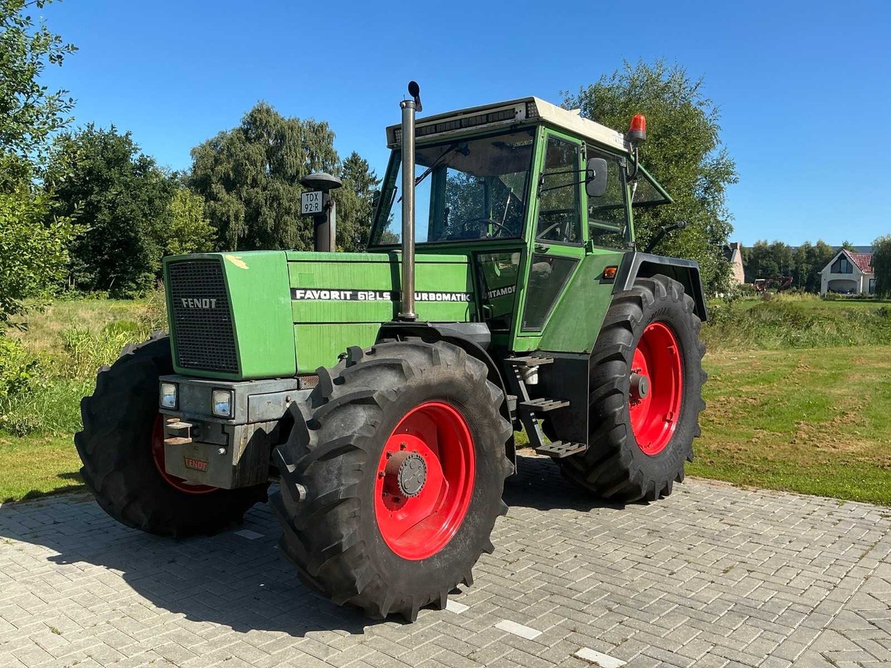 Fendt 612LS - Tracteur agricole: photos 1 Fendt 612LS - Tracteur agricole: photos 1