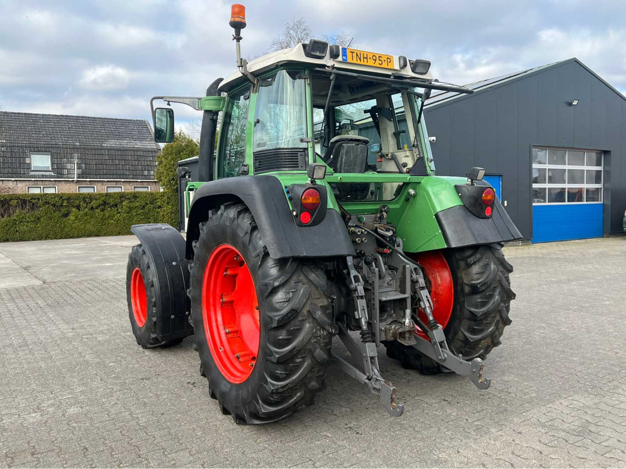 Fendt Farmer 410 - Tracteur agricole: photos 2 Fendt Farmer 410 - Tracteur agricole: photos 2