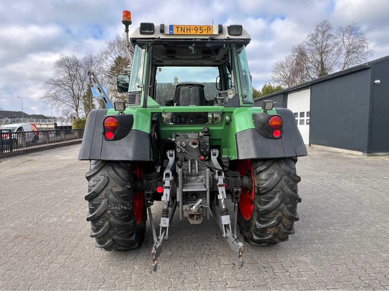 Fendt Vario 410 - Tracteur agricole: photos 3 Fendt Vario 410 - Tracteur agricole: photos 3