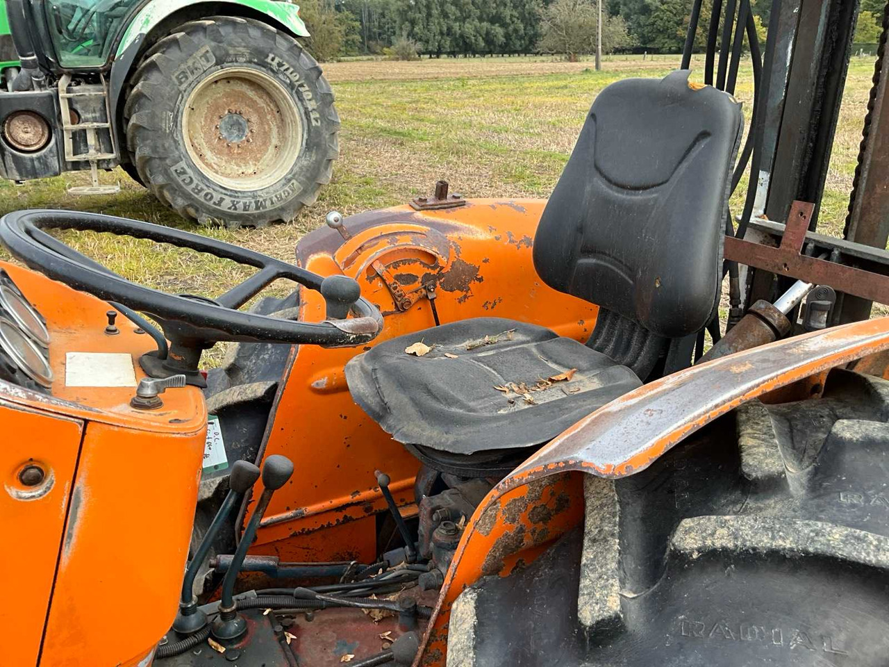Tracteur agricole Fiat 640F/8: photos 7