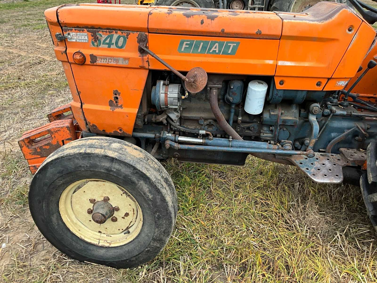 Tracteur agricole Fiat 640F/8: photos 12