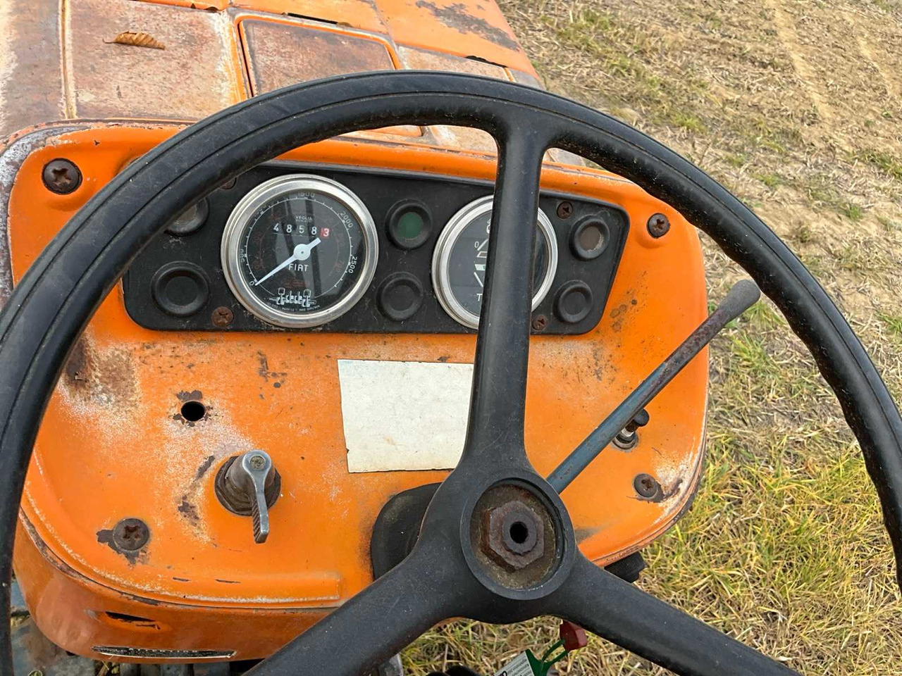 Tracteur agricole Fiat 640F/8: photos 10