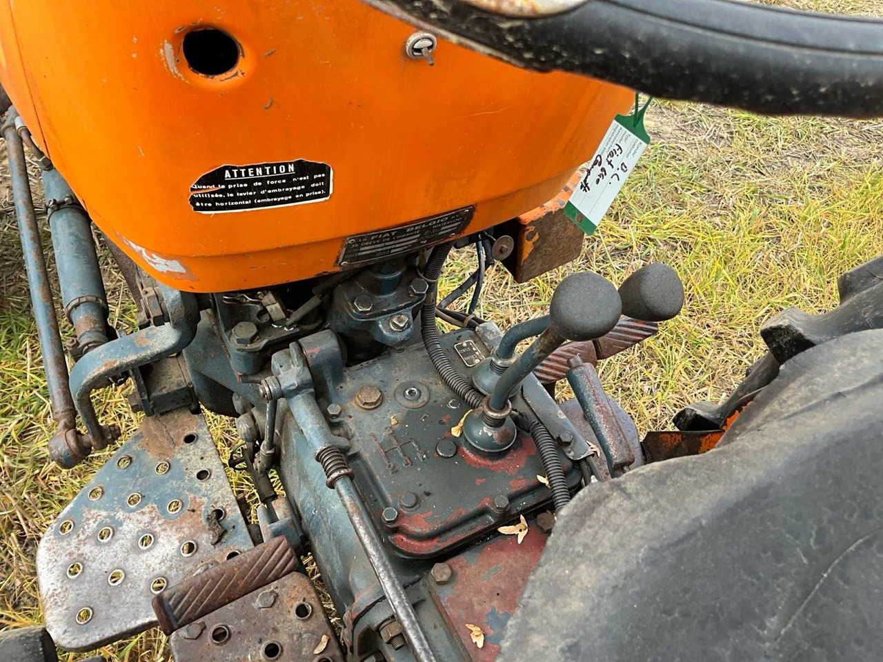 Tracteur agricole Fiat 640F/8: photos 9