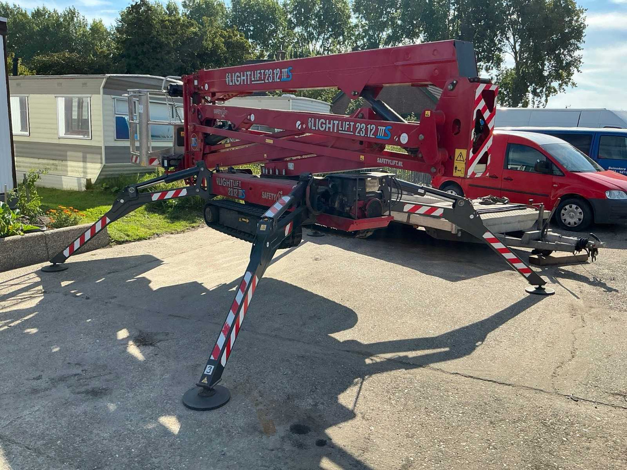 Hinowa Lightlift 23.12 - Nacelle: photos 2 Hinowa Lightlift 23.12 - Nacelle: photos 2